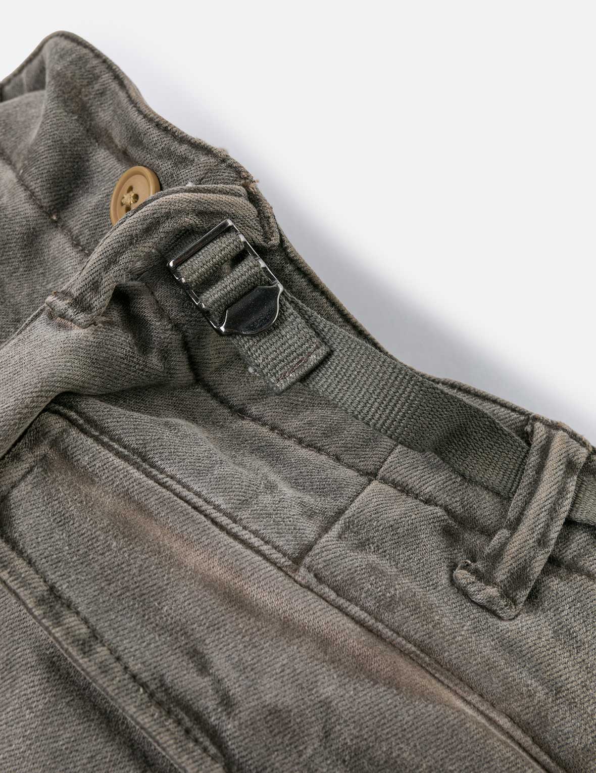 Washed Daicock Embroidery Wide-leg Cargo Jeans