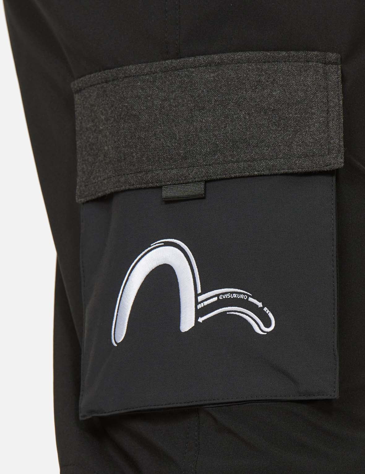 多口袋运动束脚裤