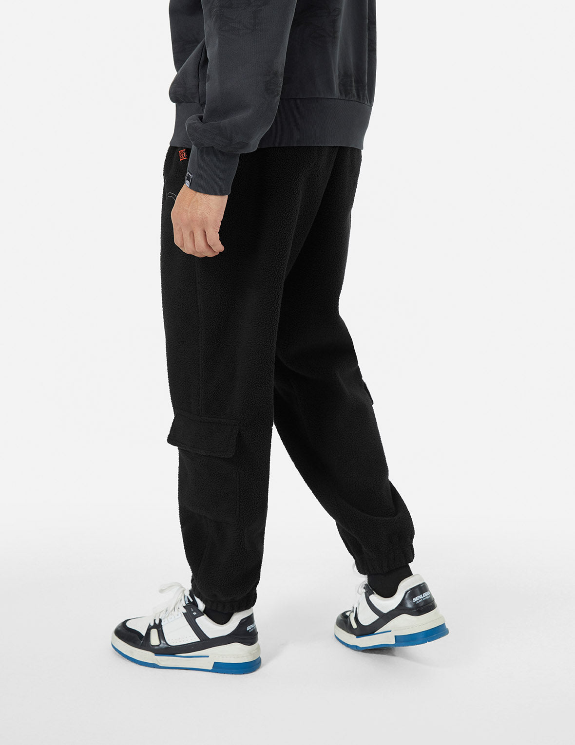 Seagull Embroidery Regular Fit Cargo Sherpa Joggers