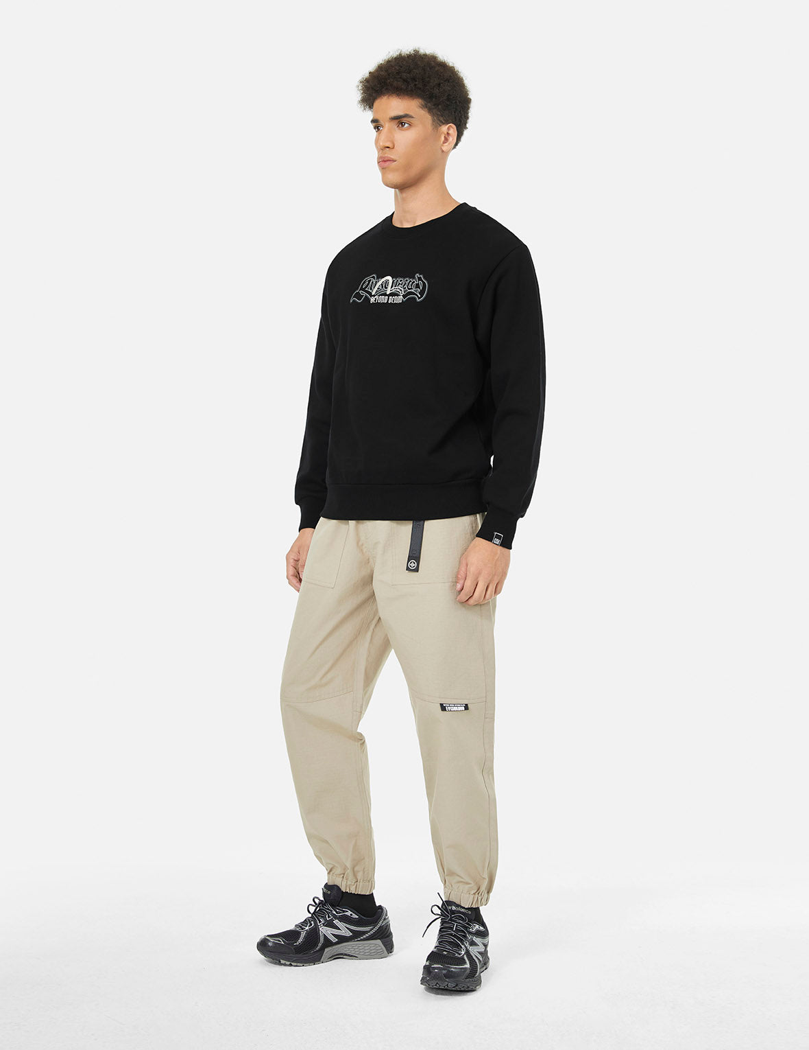 Yatagarasu Embrodiery Relax Fit Sweatshirt