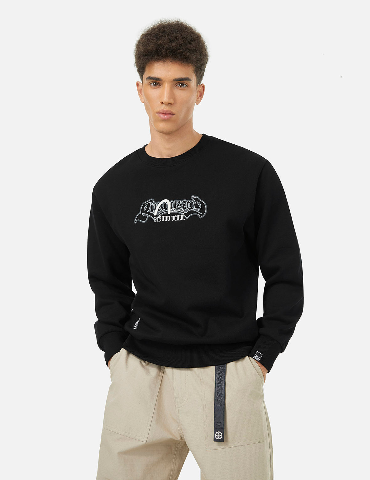 Yatagarasu Embrodiery Relax Fit Sweatshirt