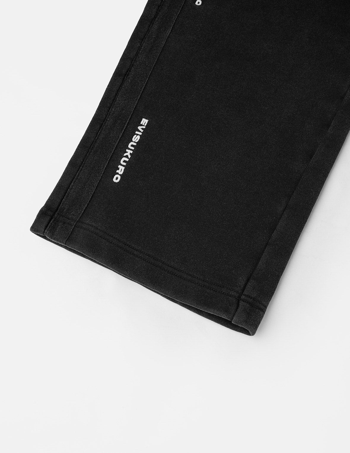 商标刺绣休闲运动裤