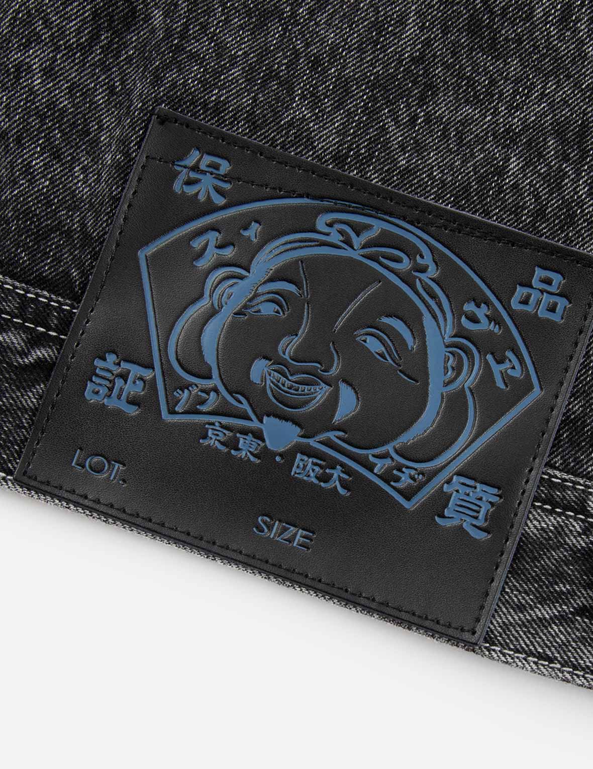 海报图案与小海鸥印花宽版牛仔外套