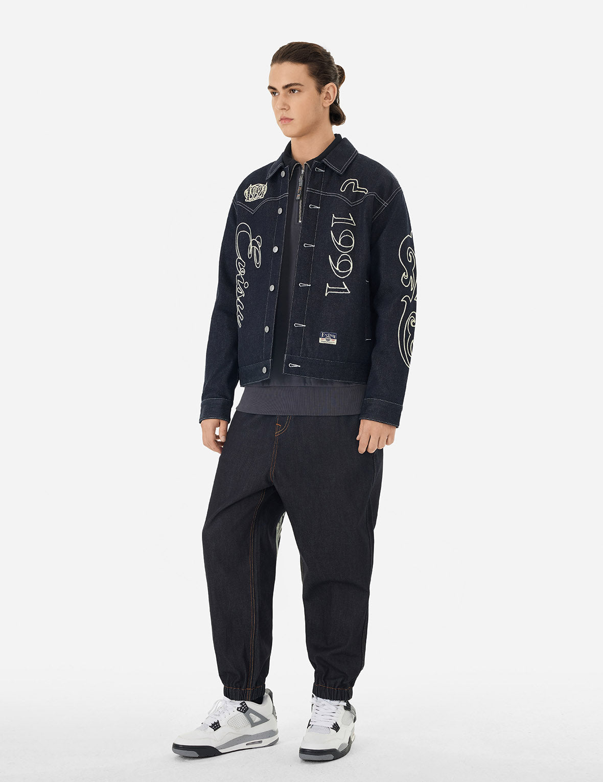 Western Style and Logo Embroidery Denim Jacket