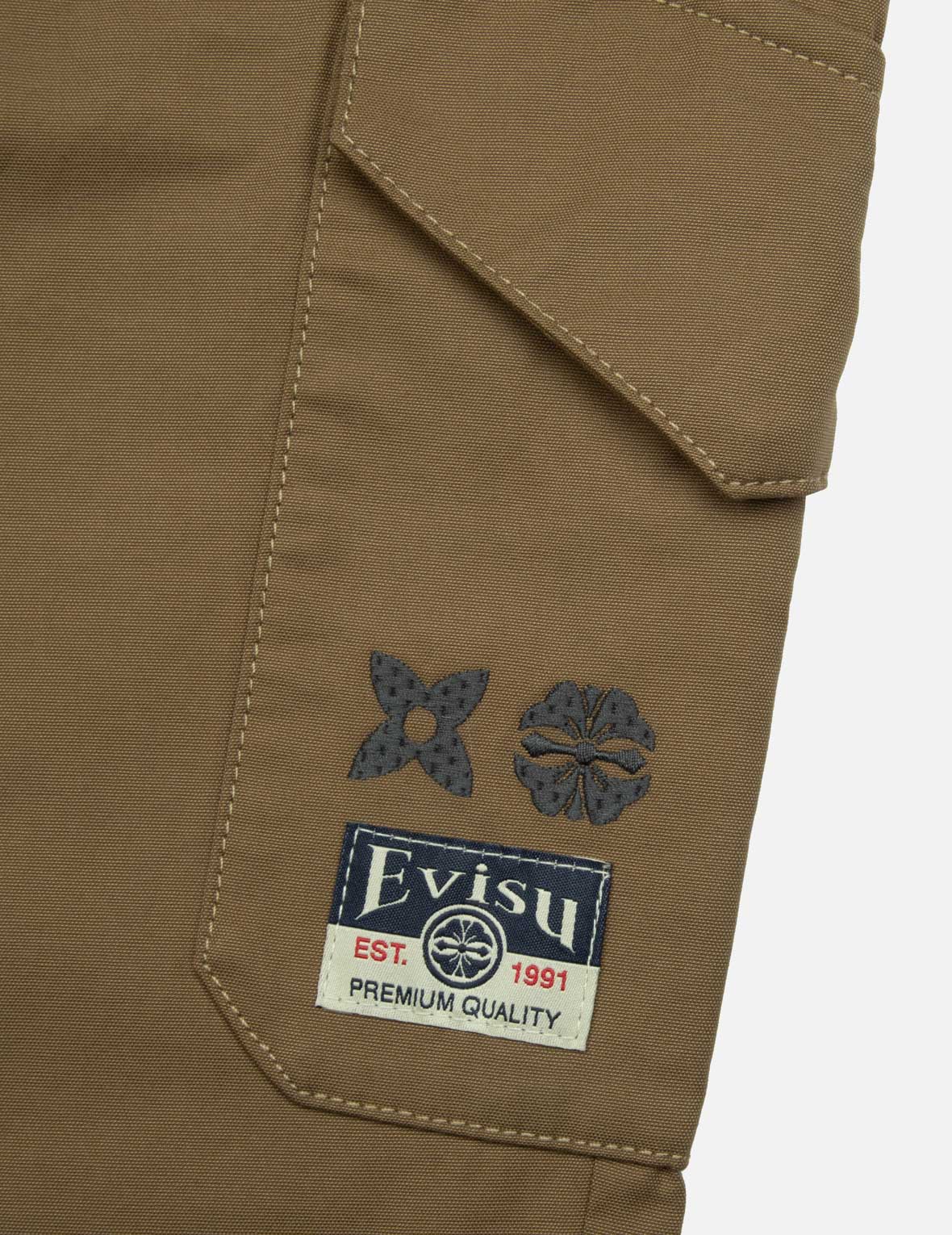 Kamon and Wheel of Wisdom Embroidery Fashion Fit Woven Jogger