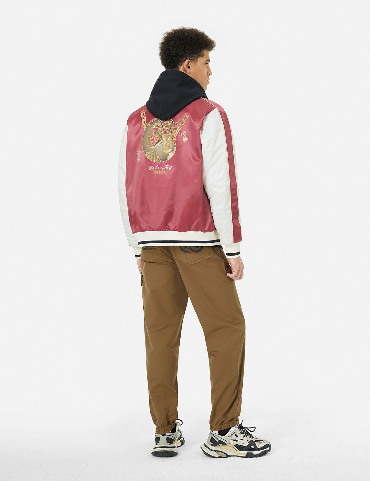 Kamon and Wheel of Wisdom Embroidery Fashion Fit Woven Jogger