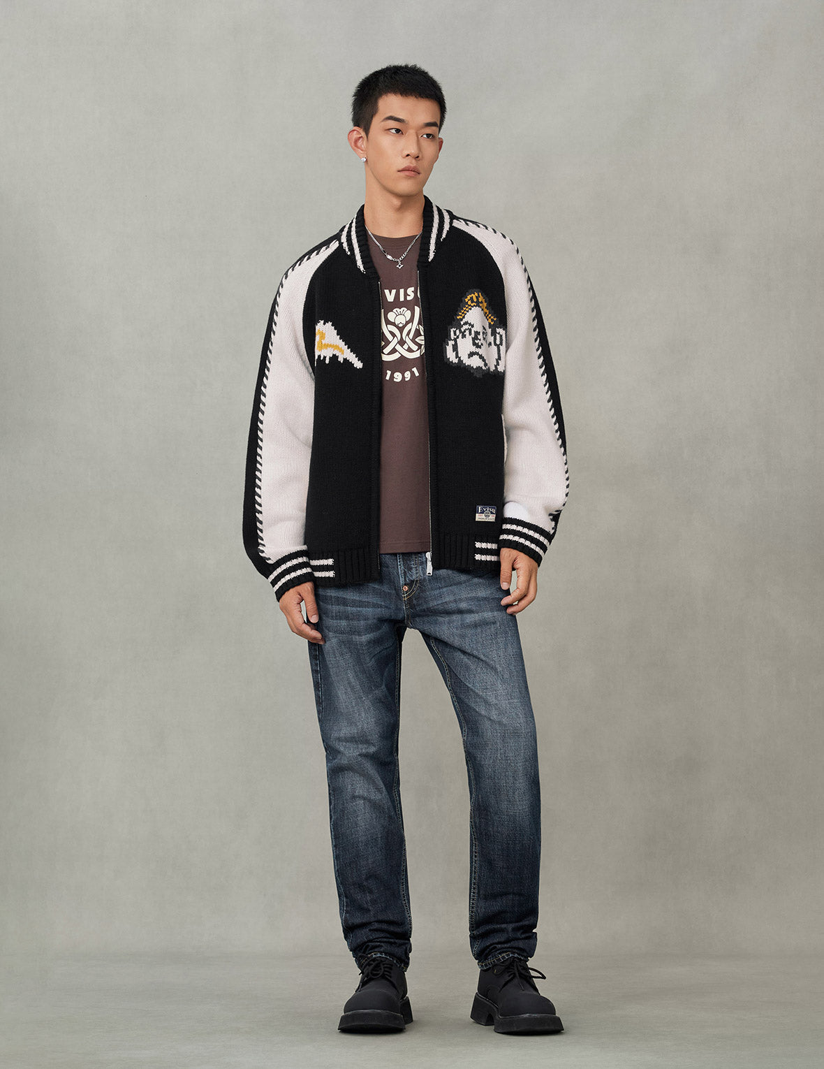 文字绘佛头嵌花宽版休闲编织羊毛外套