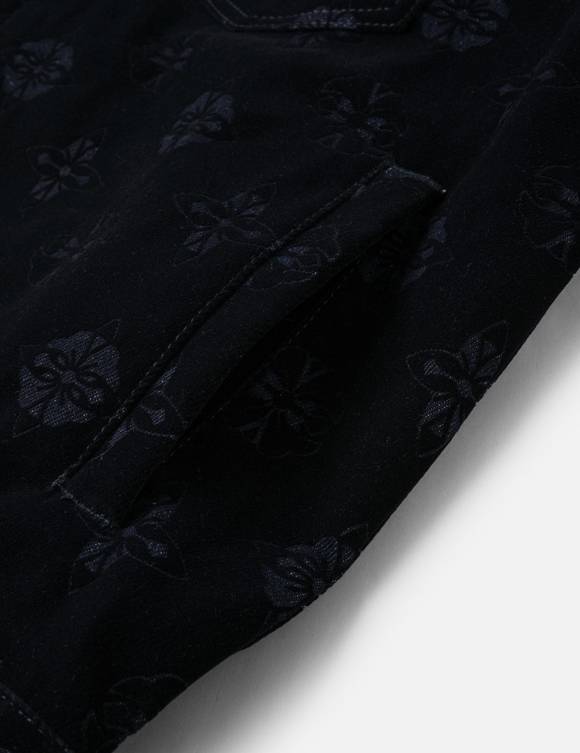 Allover Kamon Flocking Print Relax Fit Denim Jacket