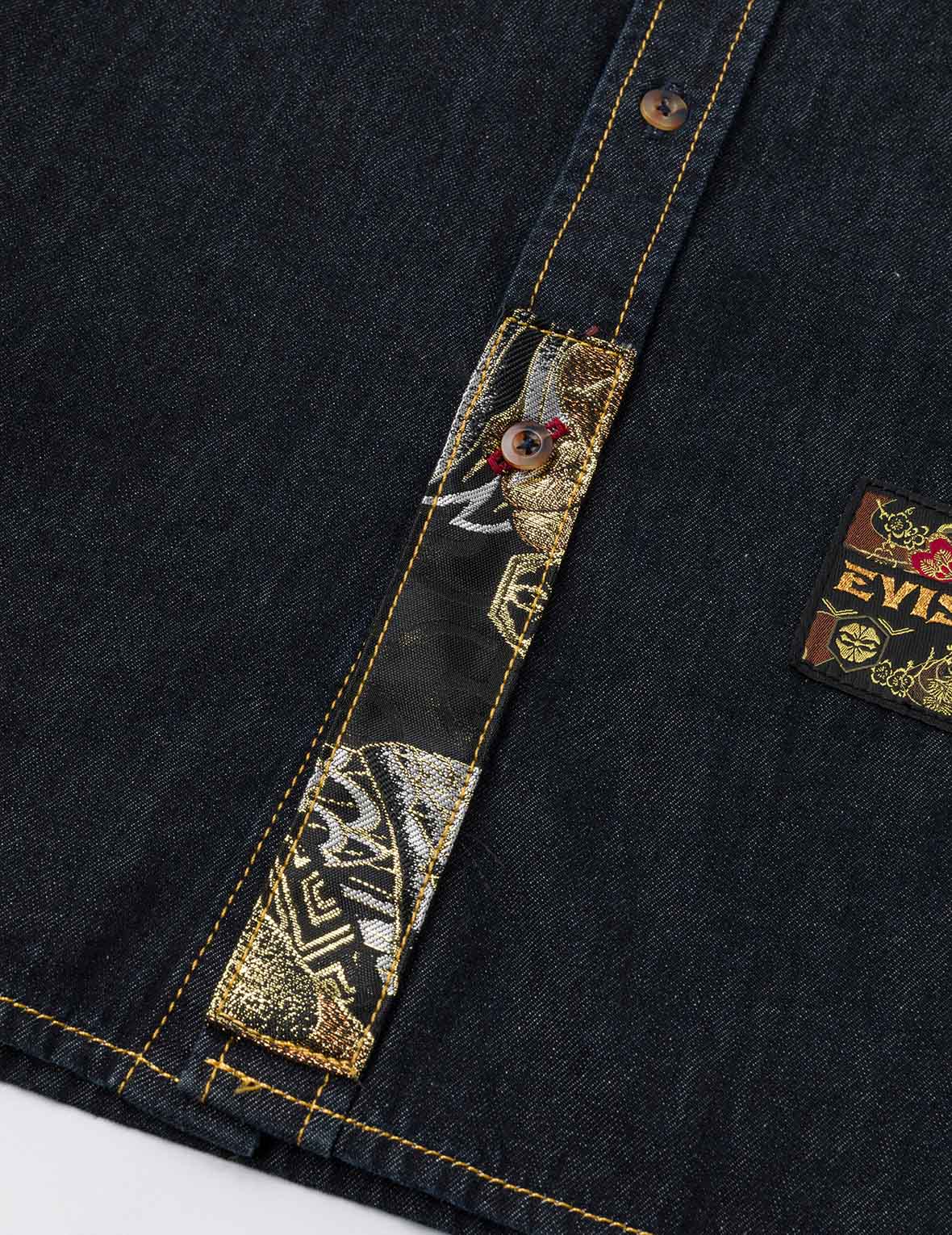 Multi-pocket and Barcode Seagull Embroidery Regular Fit Denim Shirt