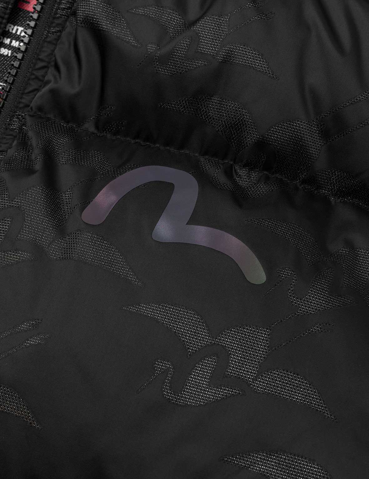 Allover Seagull Crane Jacquard Regular Fit Down Jacket