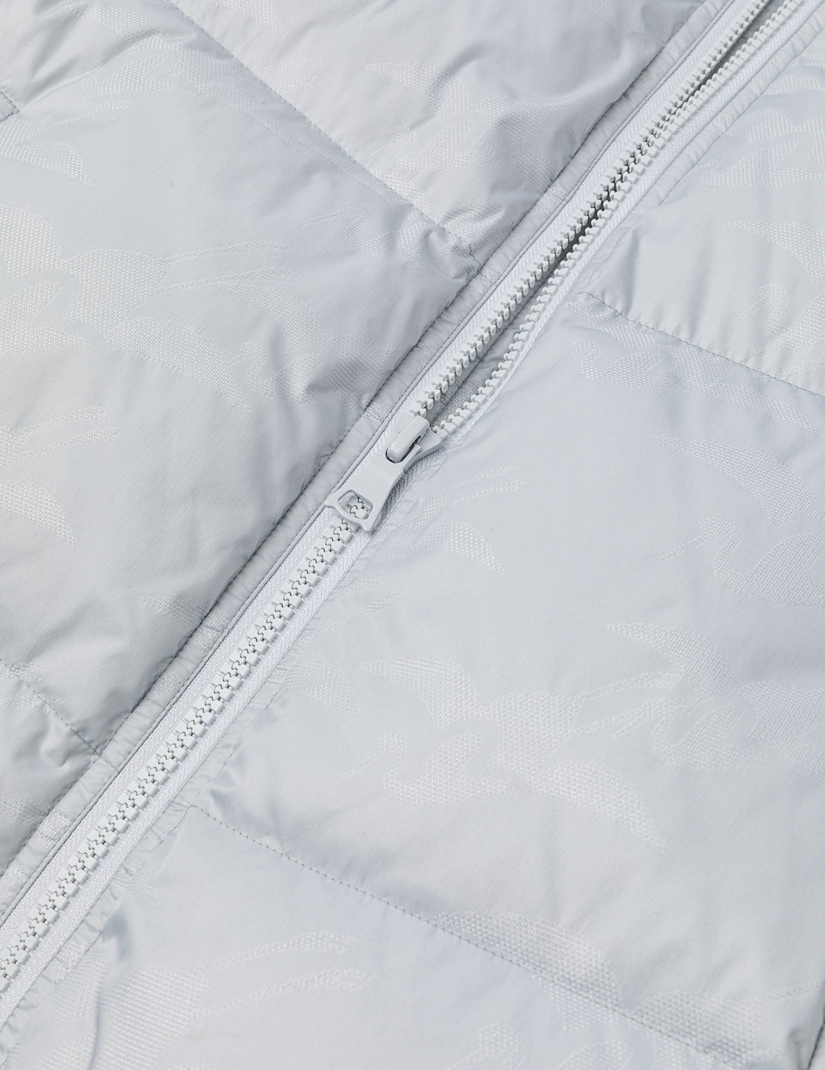 Allover Seagull Crane Jacquard Regular Fit Down Jacket