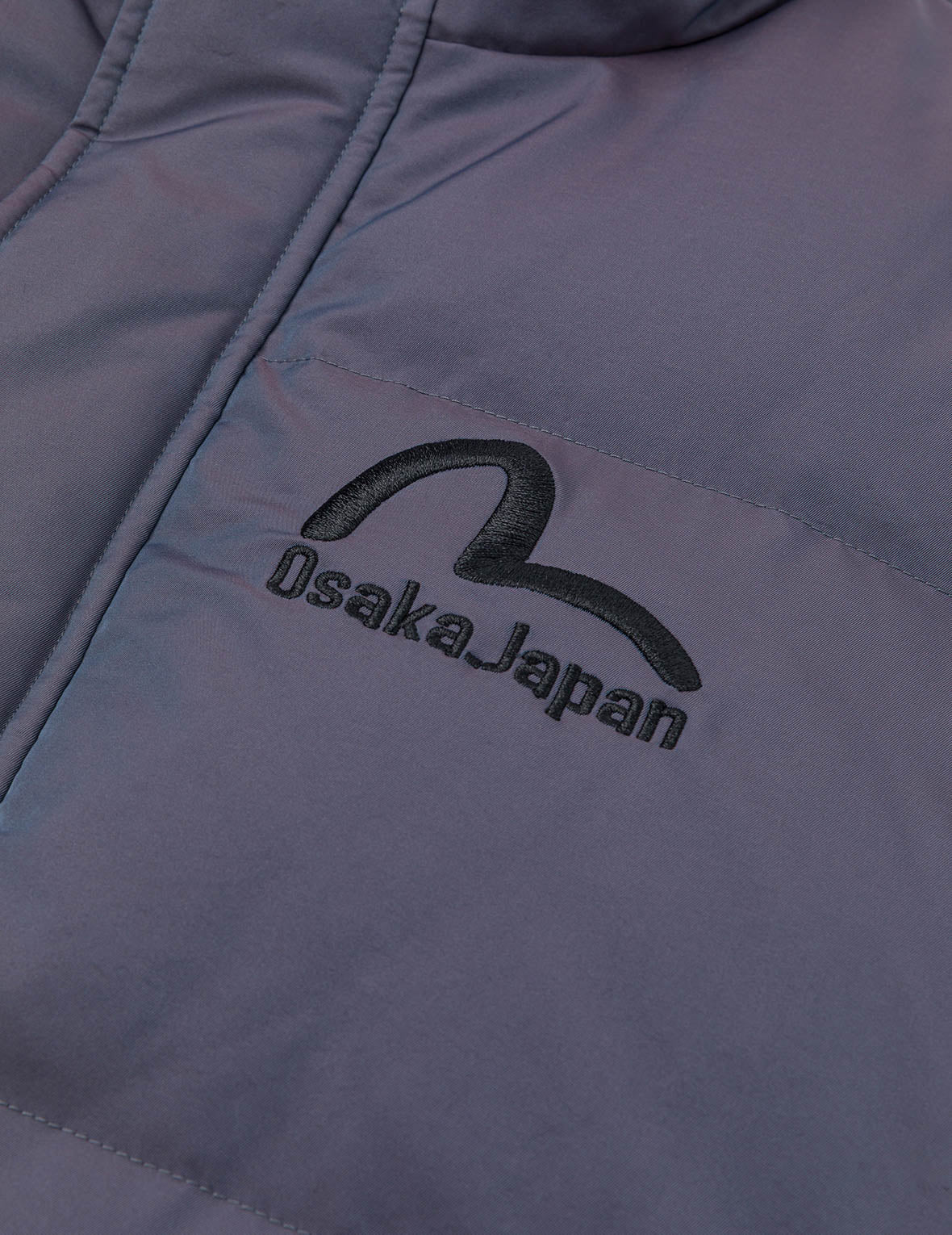 嵌条大M刺绣常规版型羽绒外套