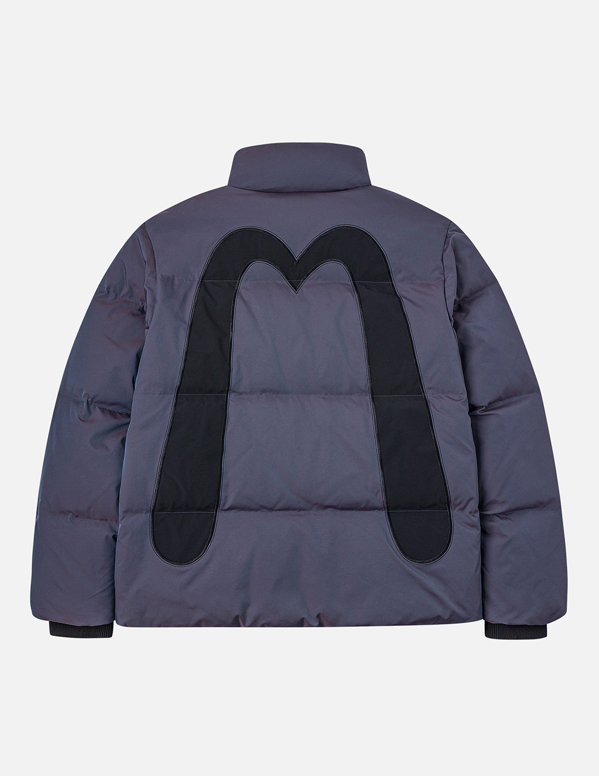 嵌条大M刺绣常规版型羽绒外套