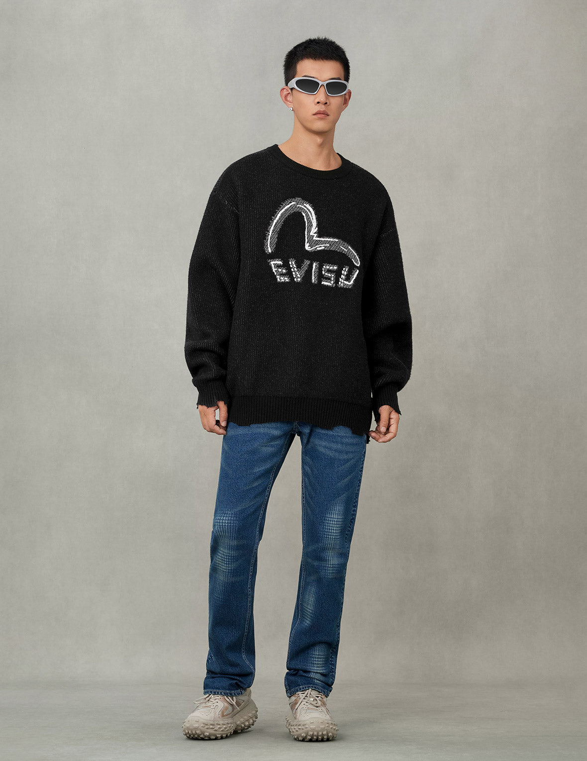 海鸥和商标嵌花宽版休闲针织卫衣