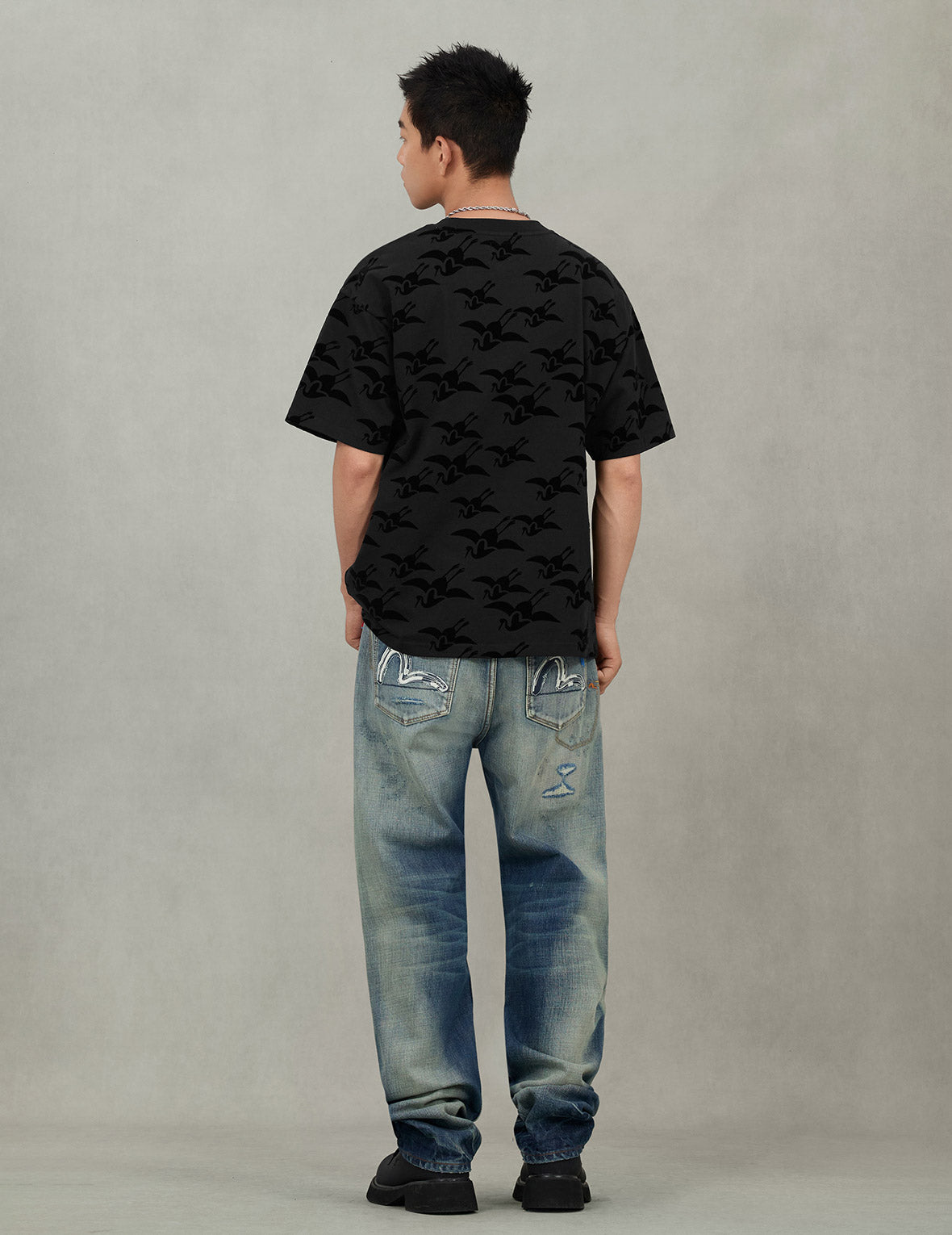 满地海鸥仙鹤植绒印花宽版休闲T恤