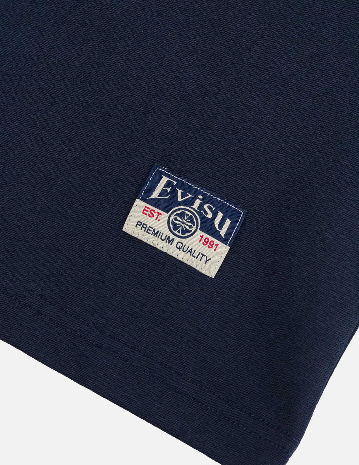 文字绘佛头和智慧之轮标签大M印花宽版休闲T恤