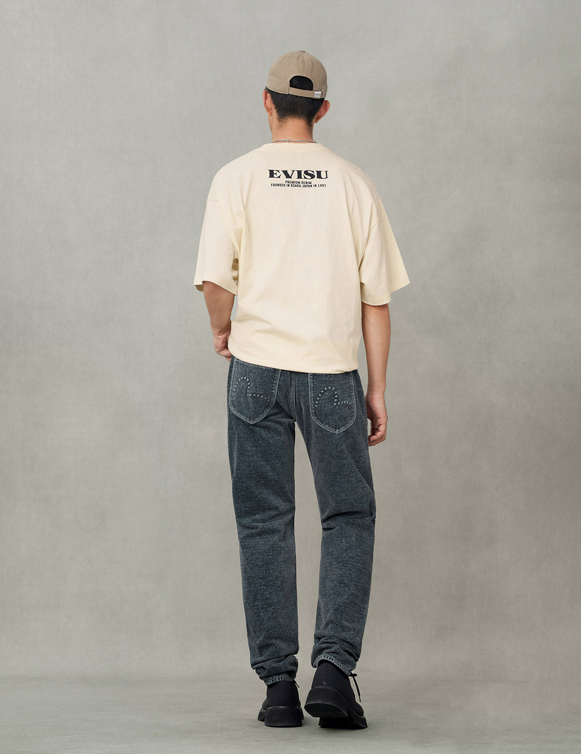 Brocade Pocket with Seagull Foil Print Loose Fit T-Shirt