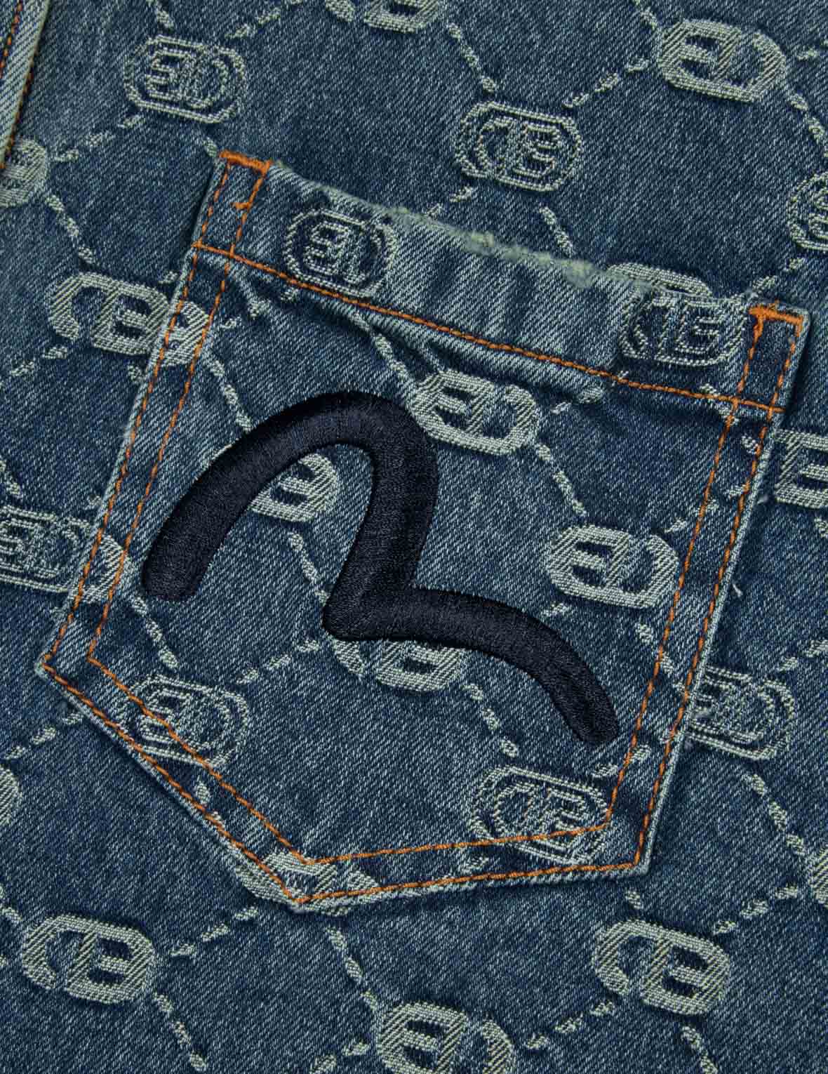 满地商标提花和海鸥刺绣男友款牛仔衬衫外套