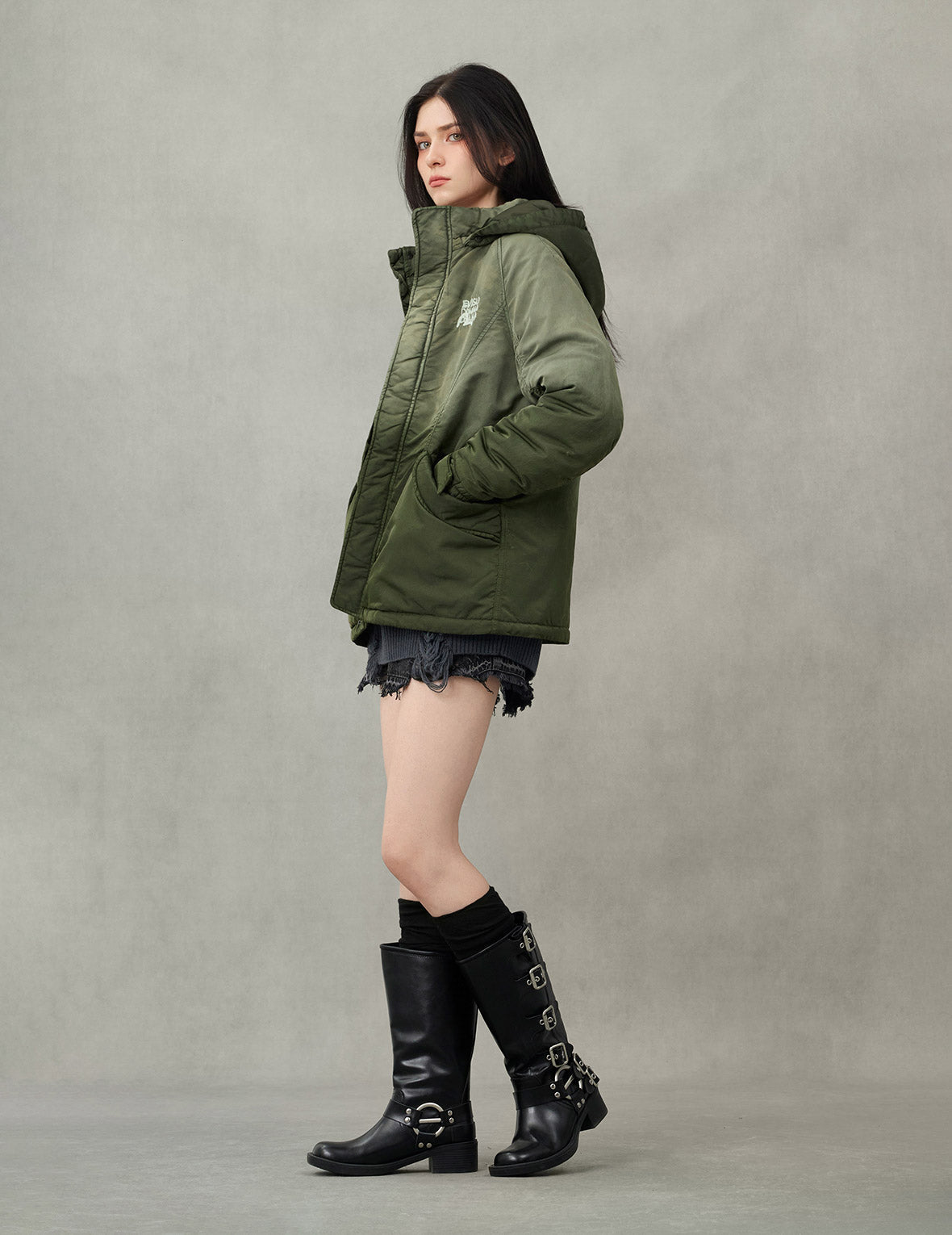 Logo and Slogan Embroidery Fashion Fit Jacket
