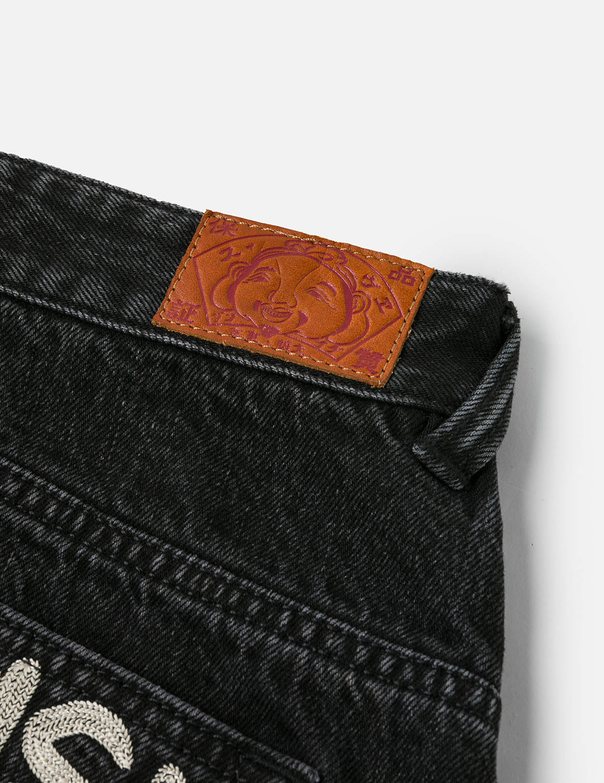 海鸥和口号刺绣常规版型解构洗水牛仔裙