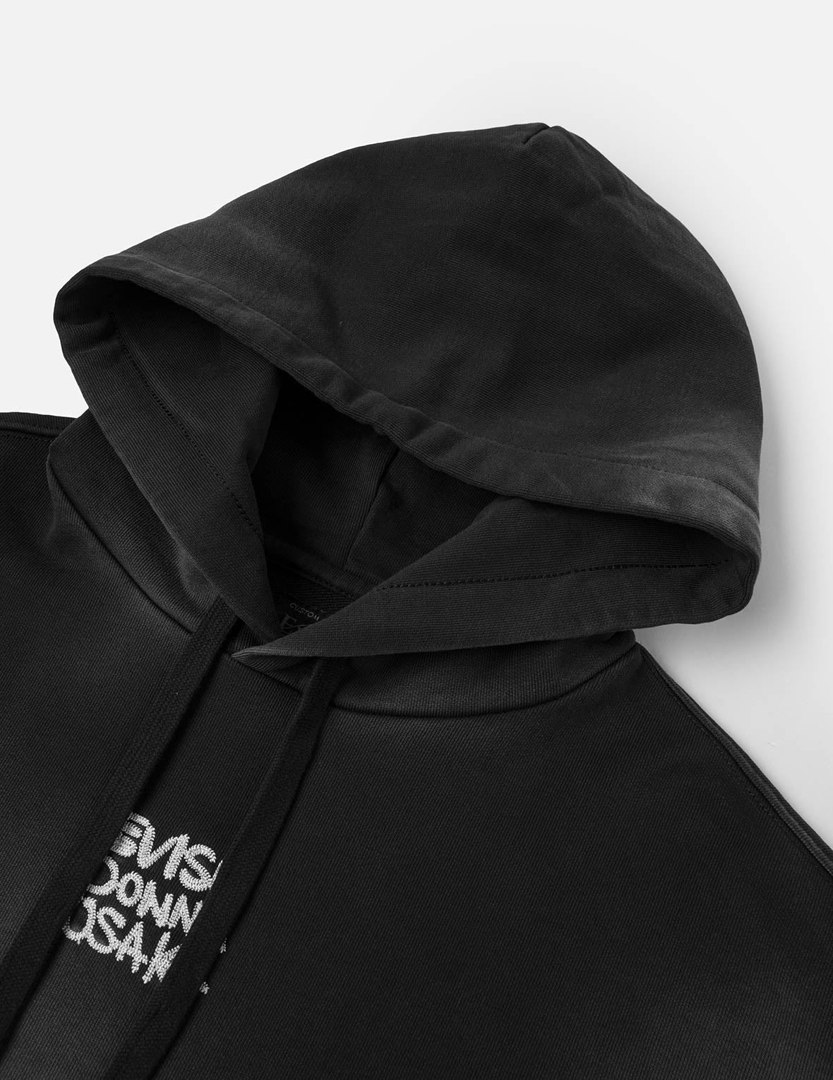 毛茸茸小猫大M印花短款连帽卫衣