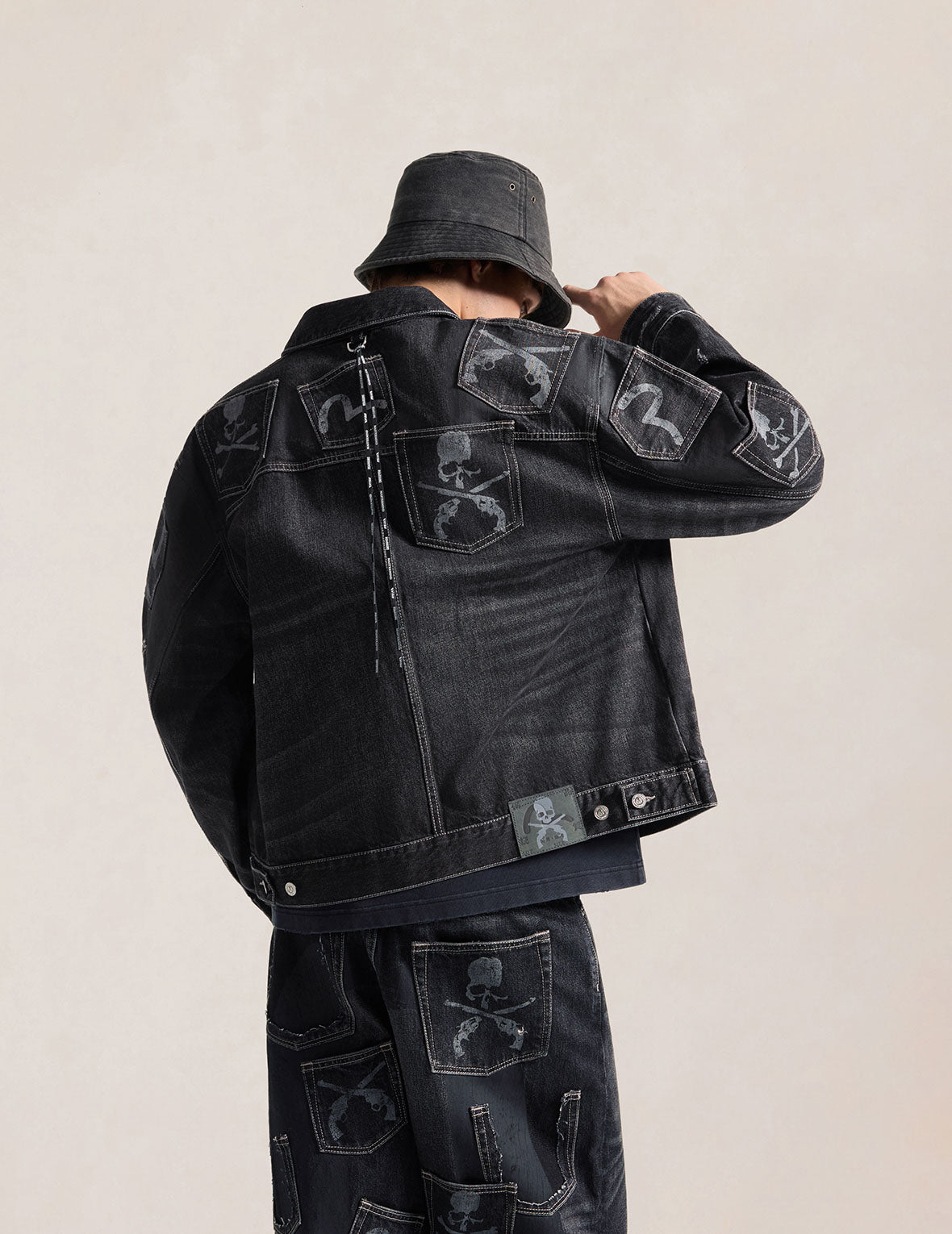 EVISU x mastermind JAPAN x roarguns 水洗多口袋Type II牛仔夹克