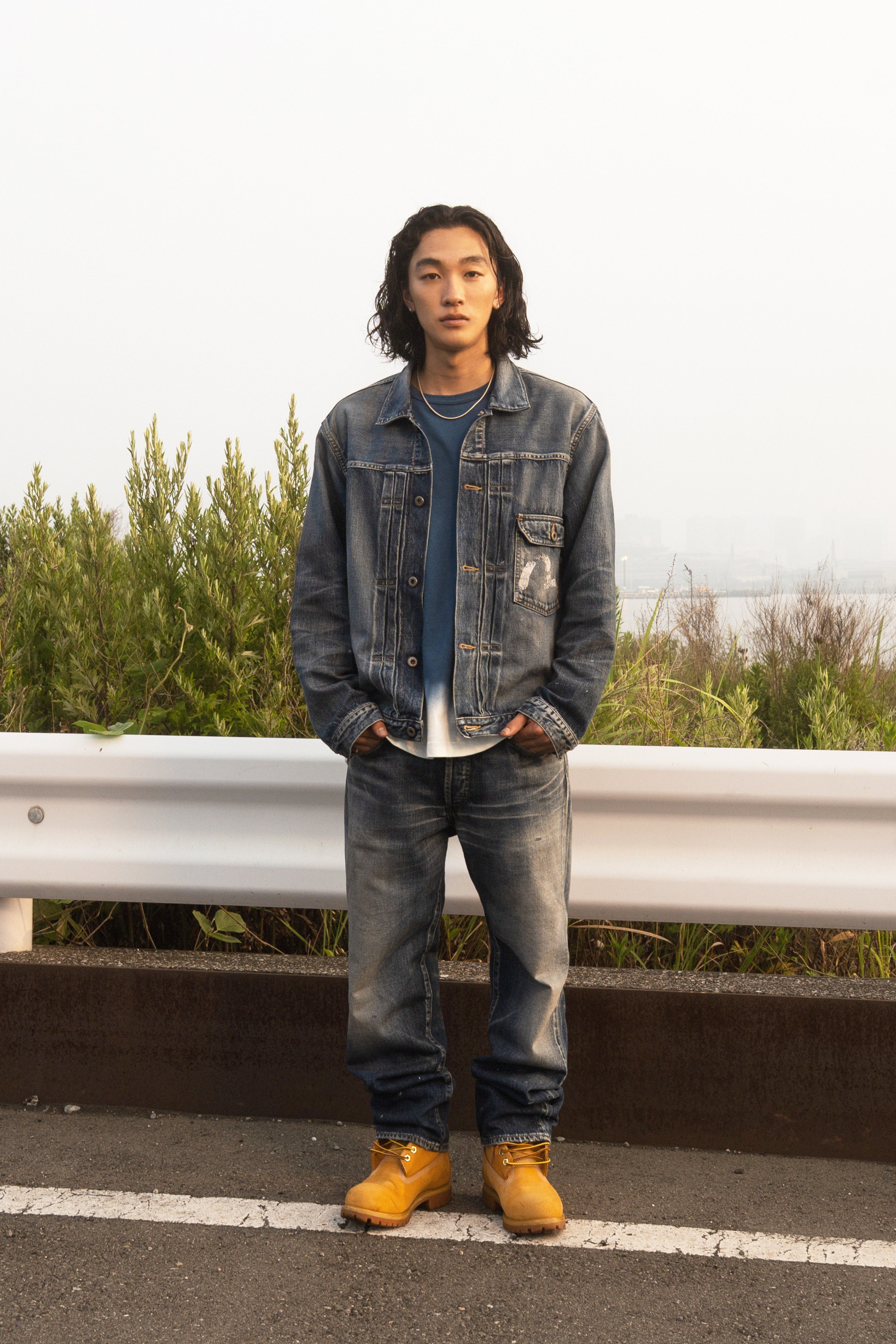 海鸥印花常规版型牛仔卡车司机外套