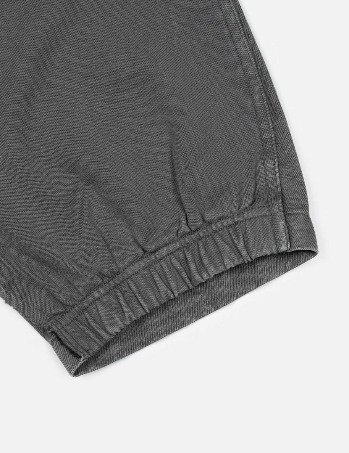 面料拼接时尚版型运动裤