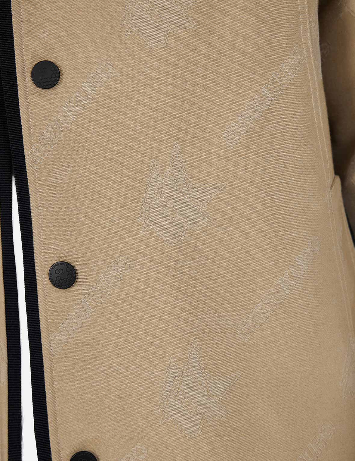 滿地商标提花超宽版教练外套