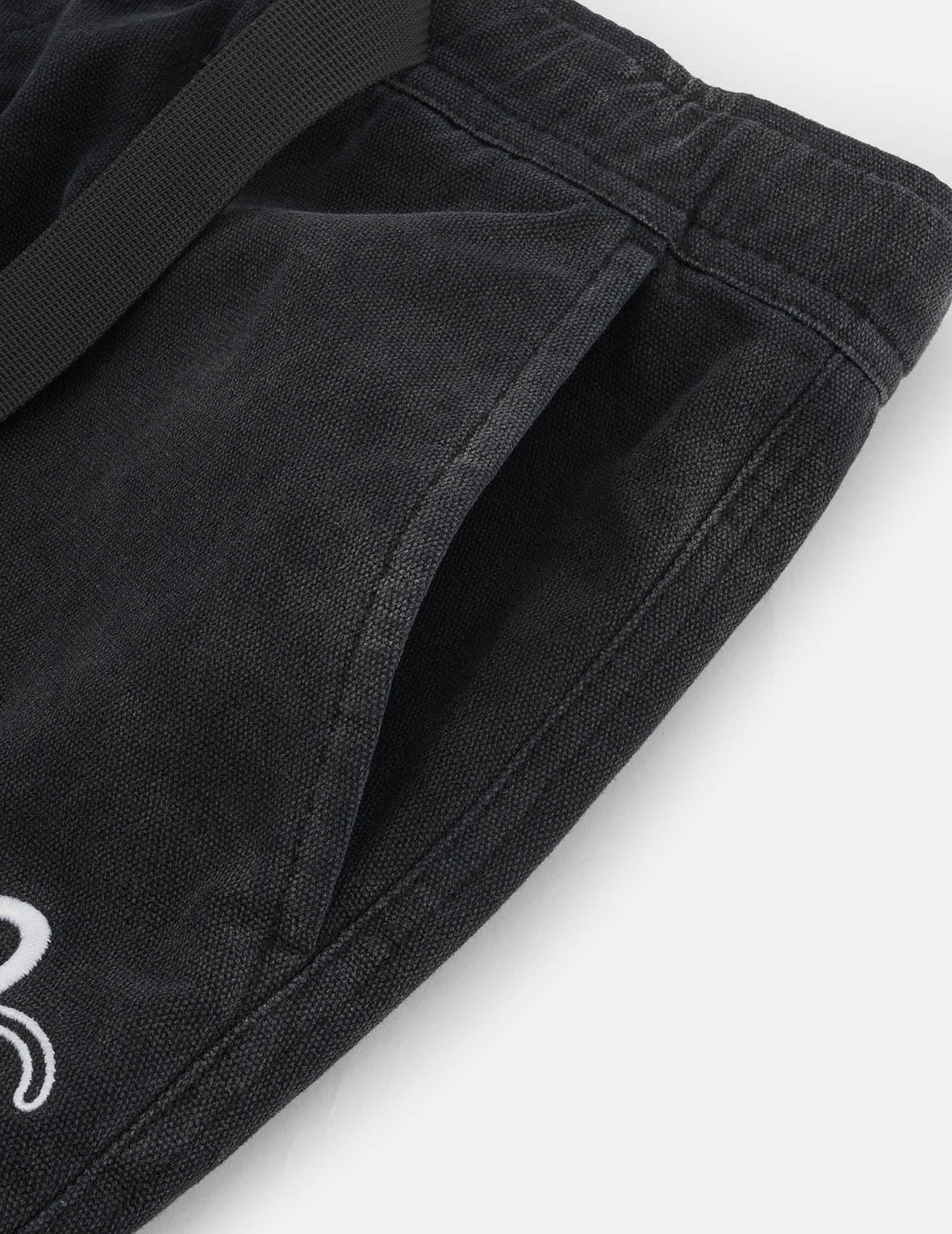 Pigment Dye Wash Seagull Embroidery Relax Fit Shorts