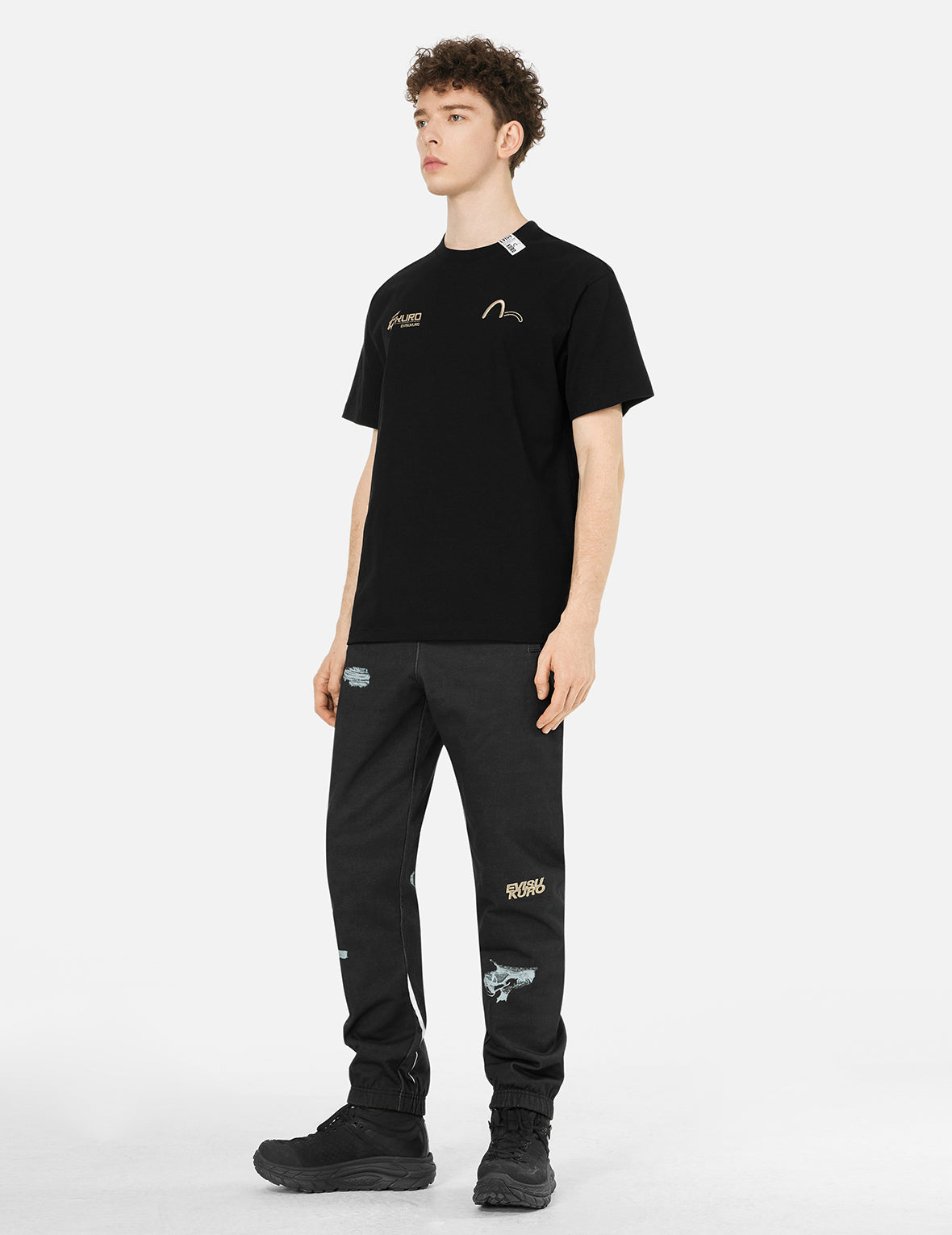 海鸥刺绣和商标印花常规版型T恤