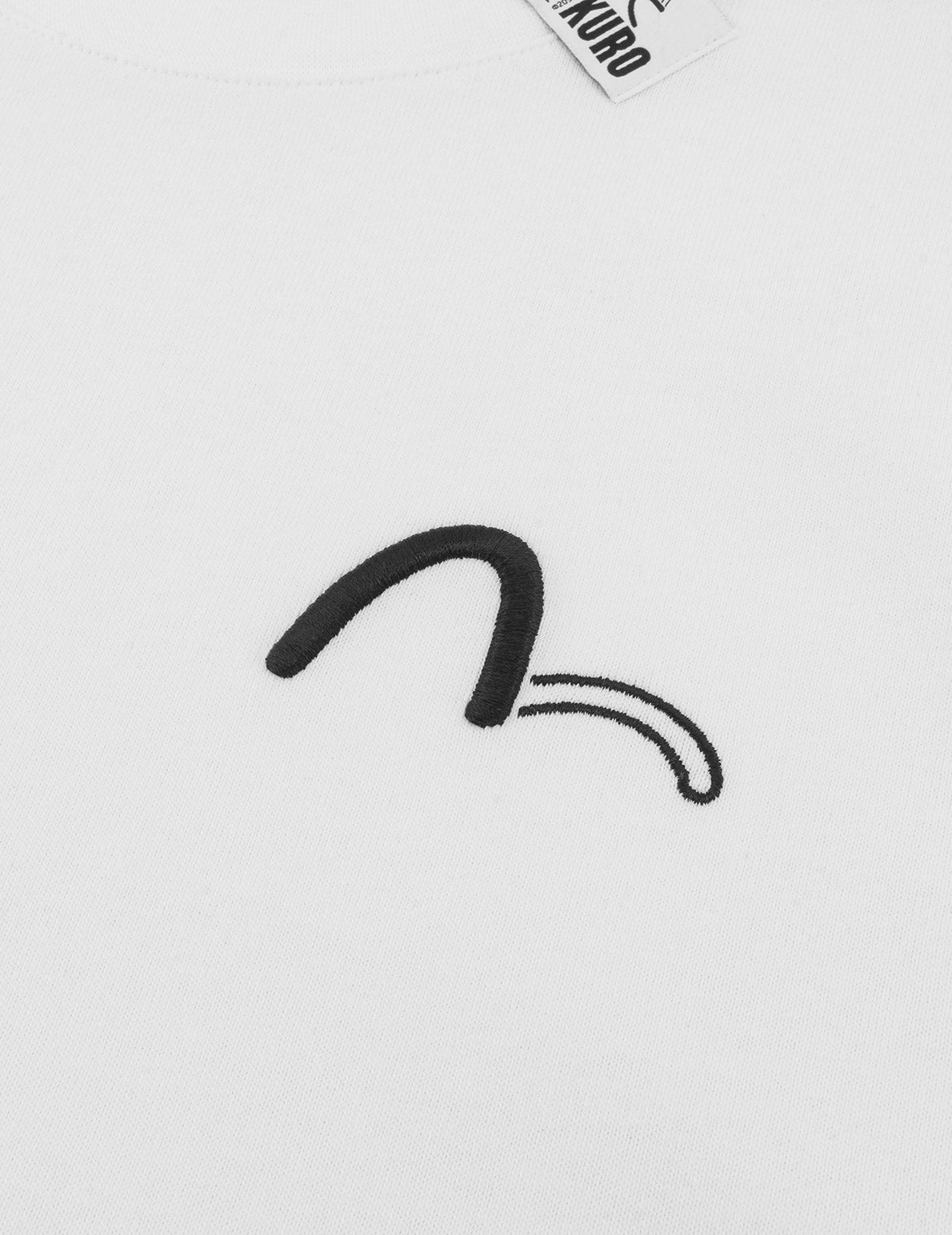 海鸥刺绣和商标印花常规版型T恤