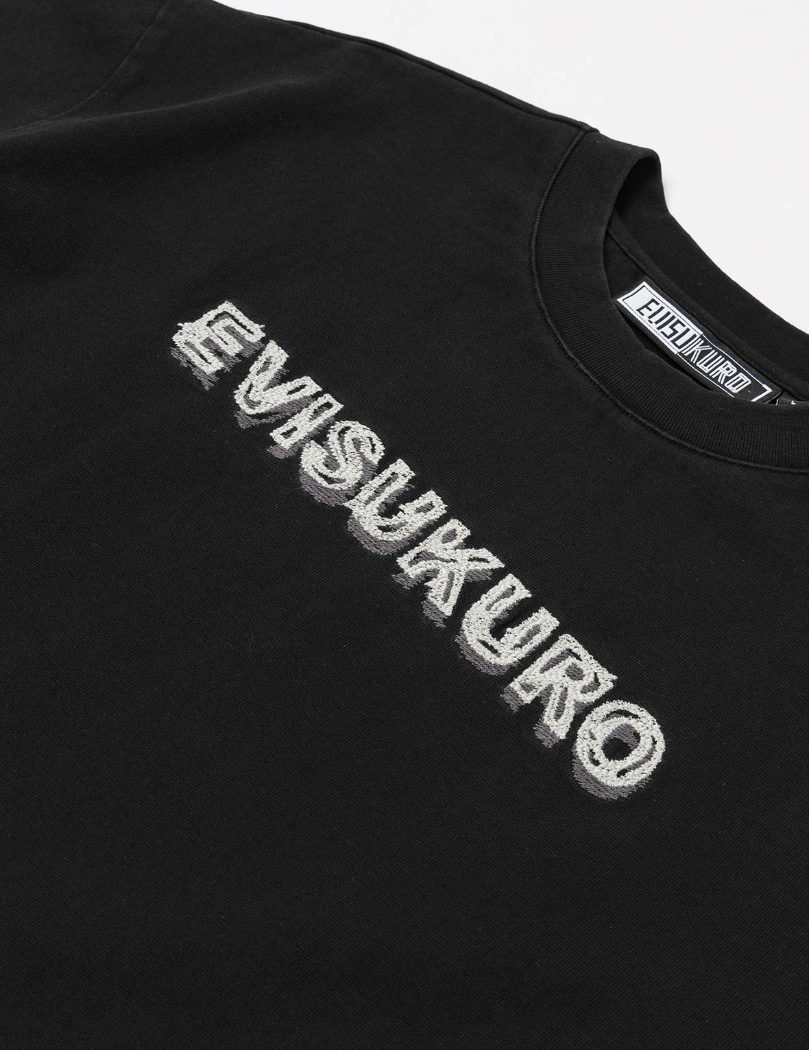 商标印花宽版休闲T恤