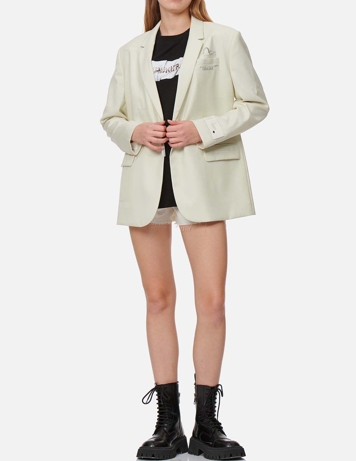 小海鸥刺绣西装外套