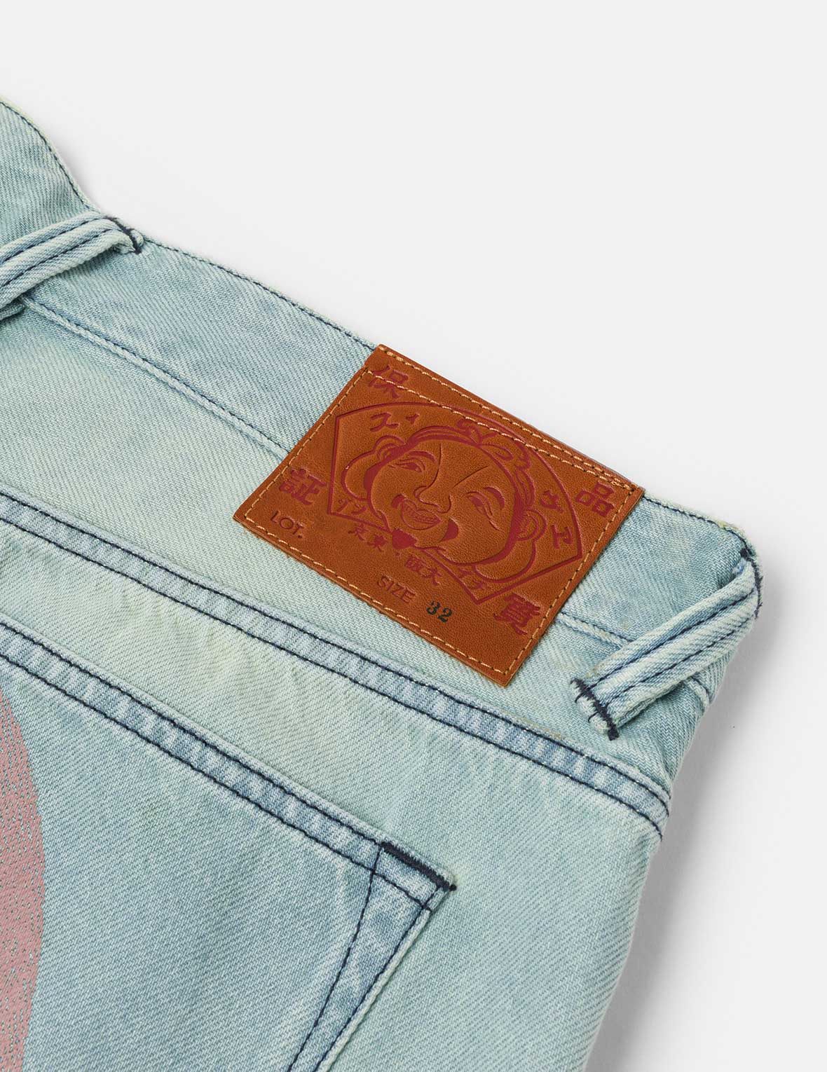 大M印花超宽版牛仔短裤