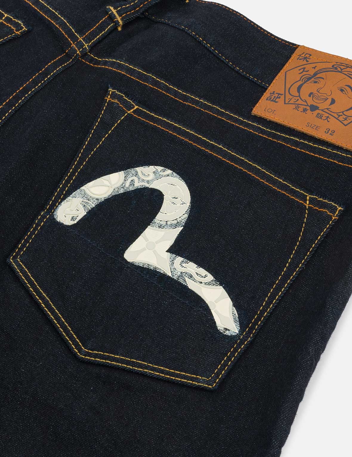 Seagull with Kamon Print Pockets Taper Fit Jeans #2017