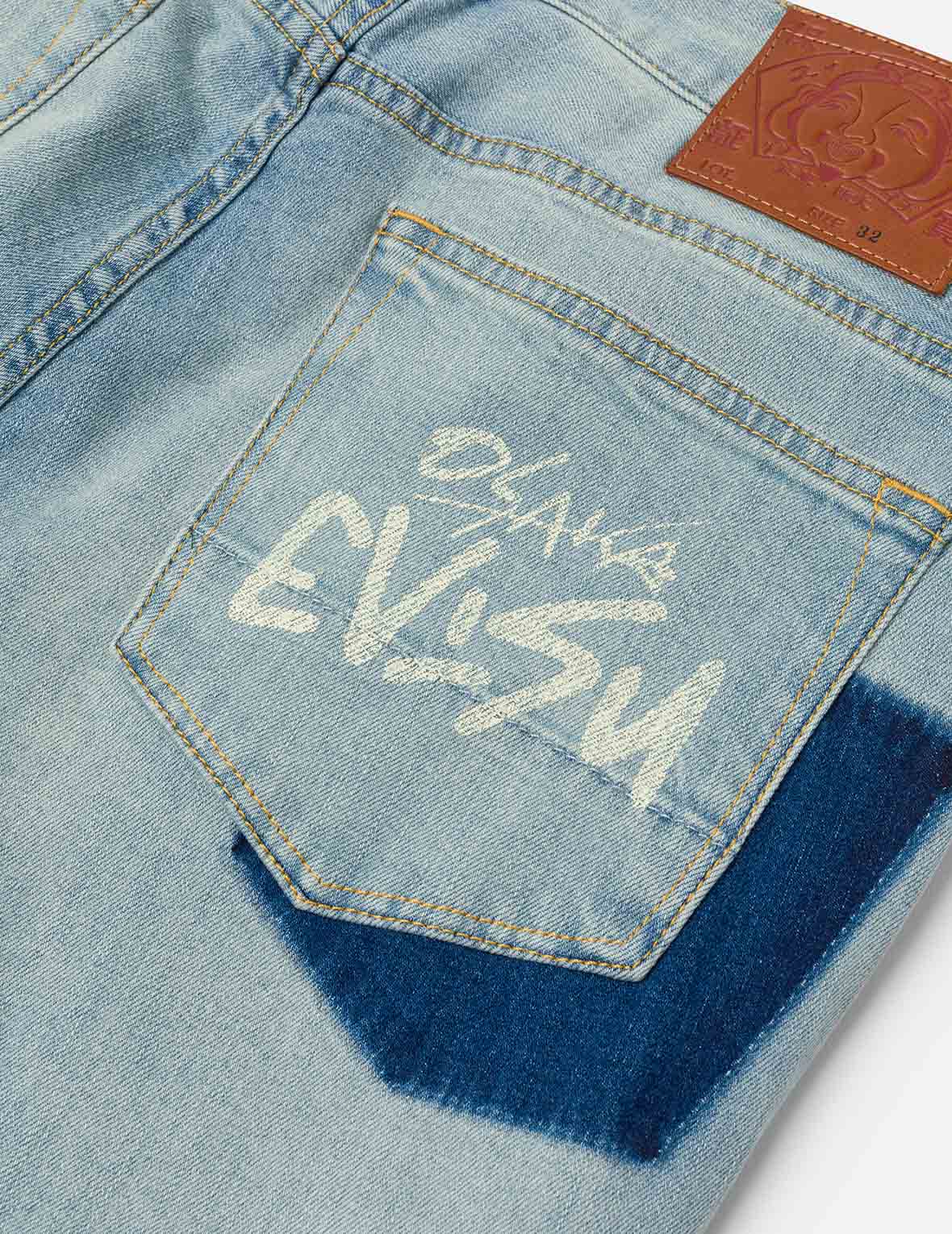 多口袋和海鸥印花立体版型牛仔裤