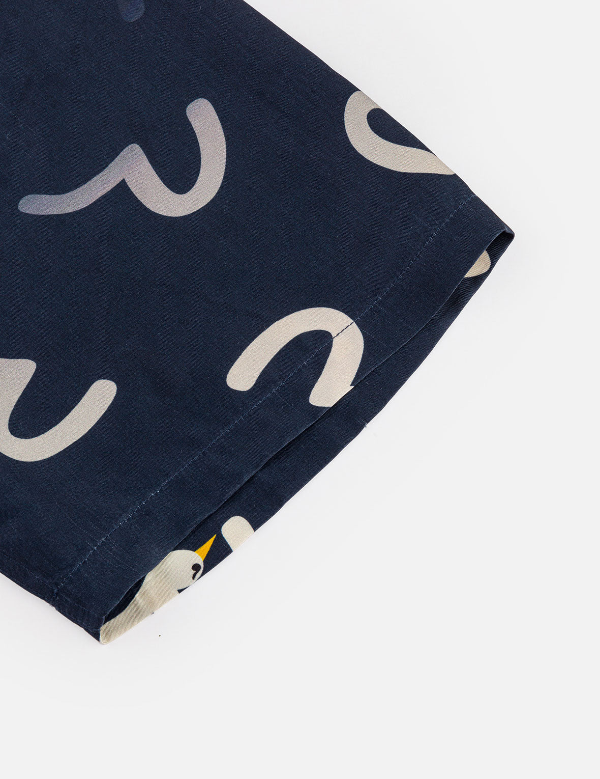 满地海鸥印花宽松版型短袖衬衣