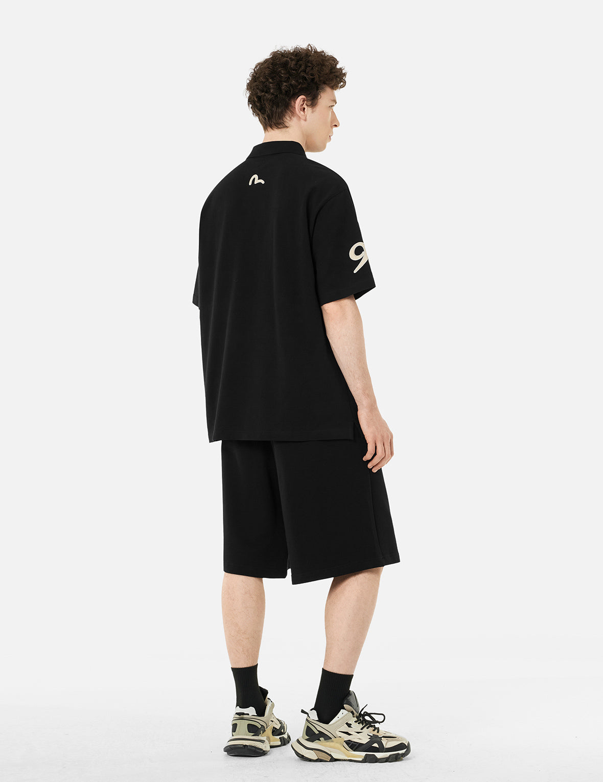 Kamon and Seagull Embroidery Fashion Fit Sweatshorts