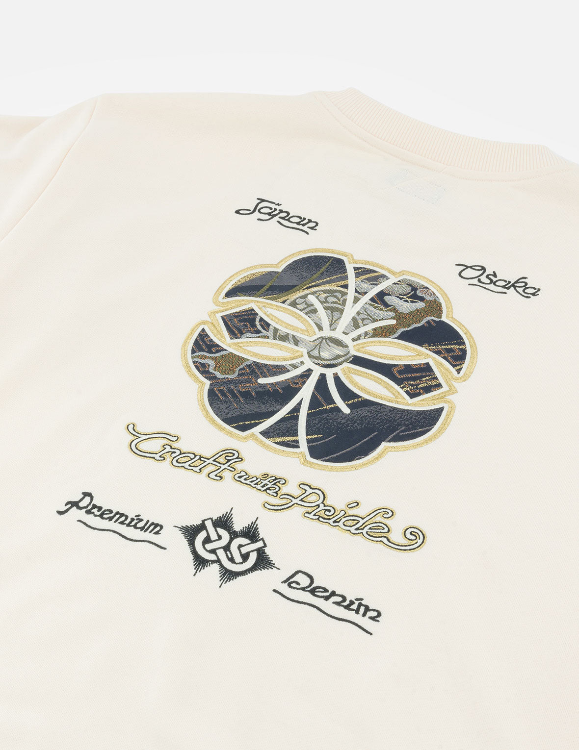 Kamon and Logo Brocade Applique Relax Fit Sweatshirts