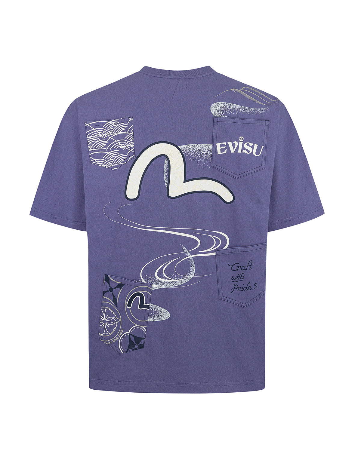 多口袋和多印花宽版T恤