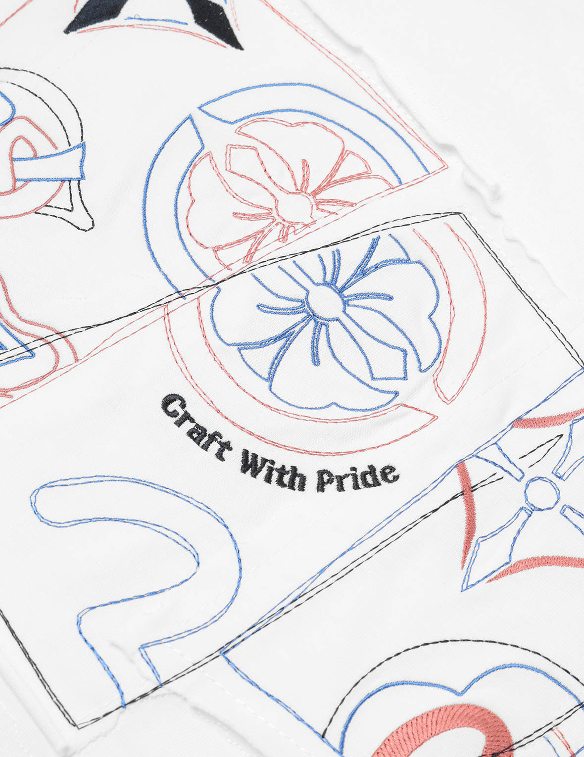 商标和家花刺绣宽版T恤