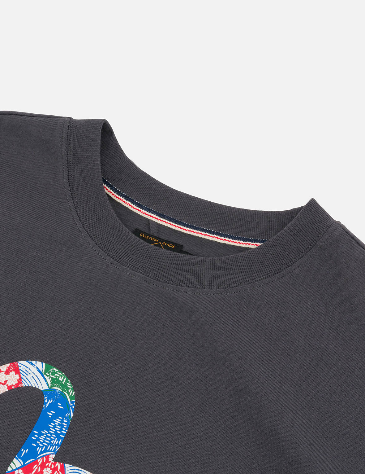 海鸥印花和日式贴布商标宽版休闲T恤