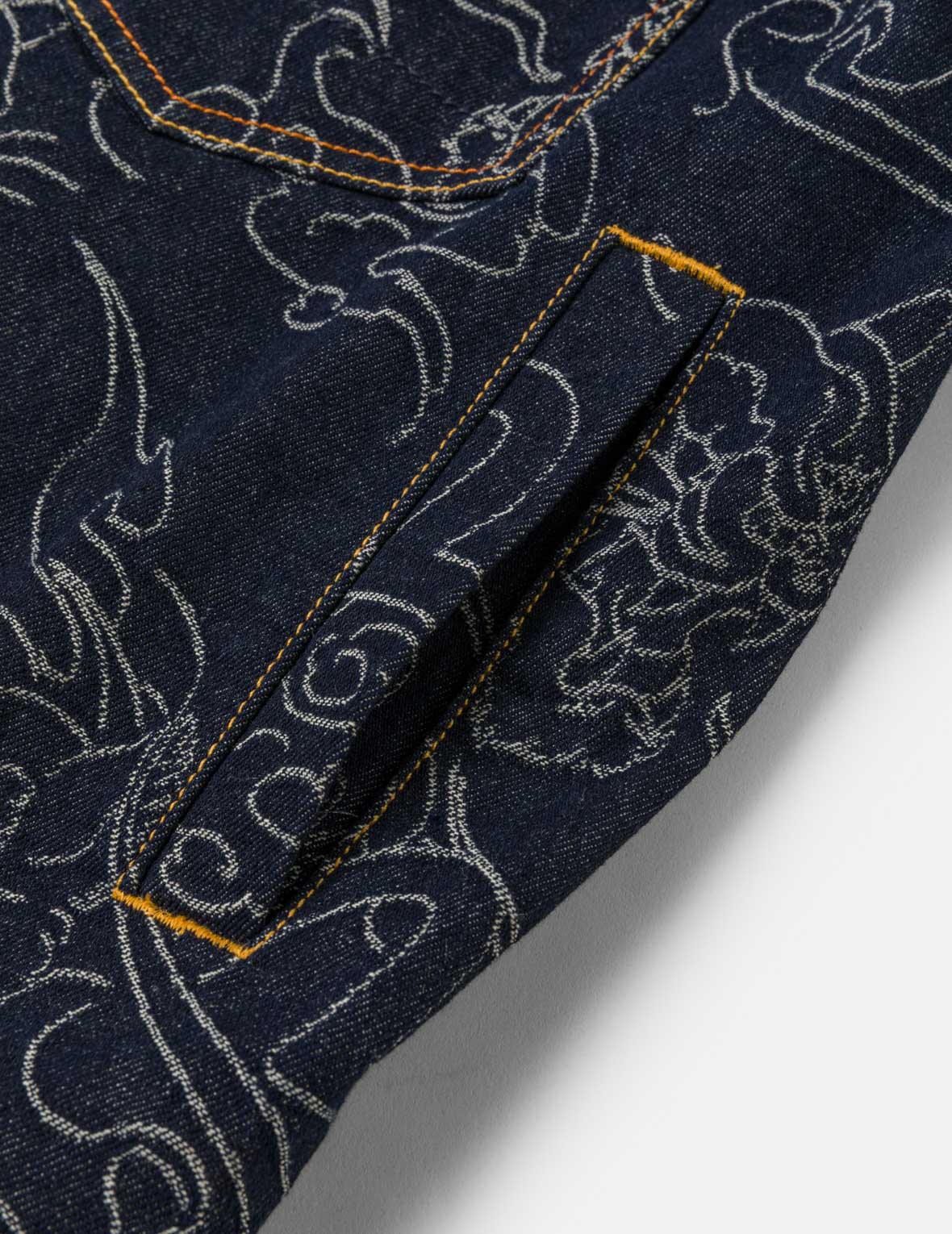 全幅豹纹提花牛仔夹克