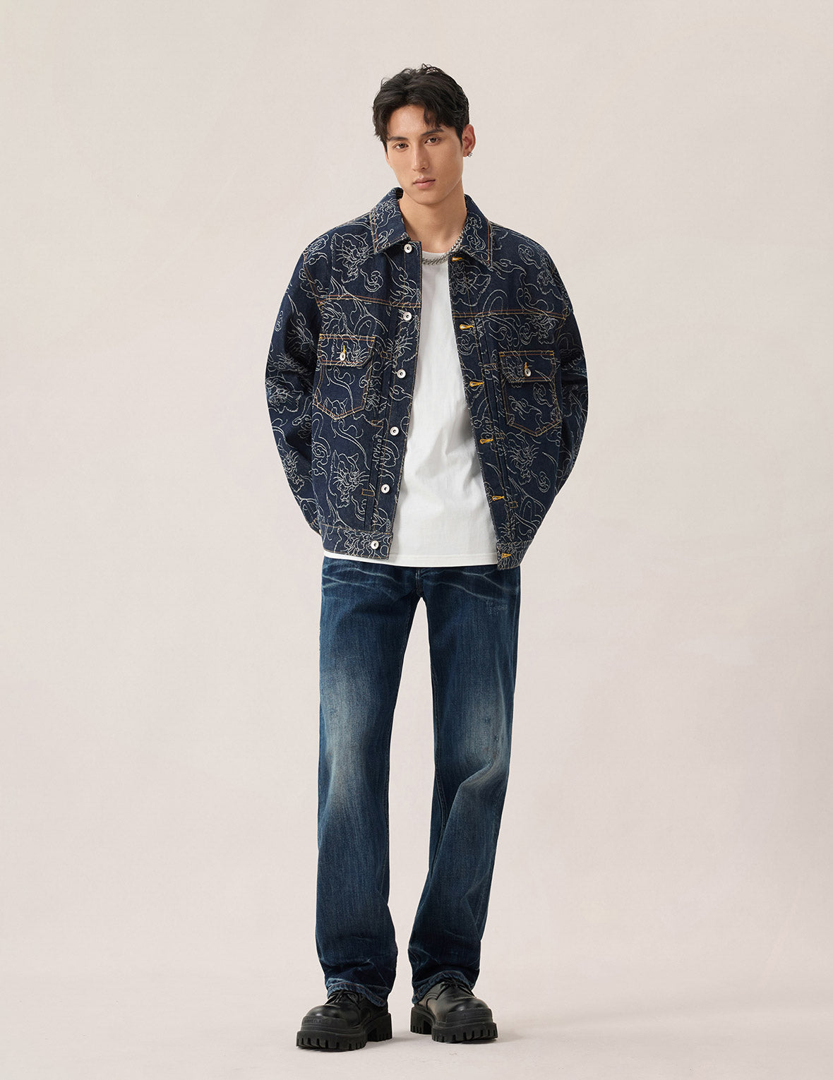 海鸥刺绣多口袋牛仔裤 #2020