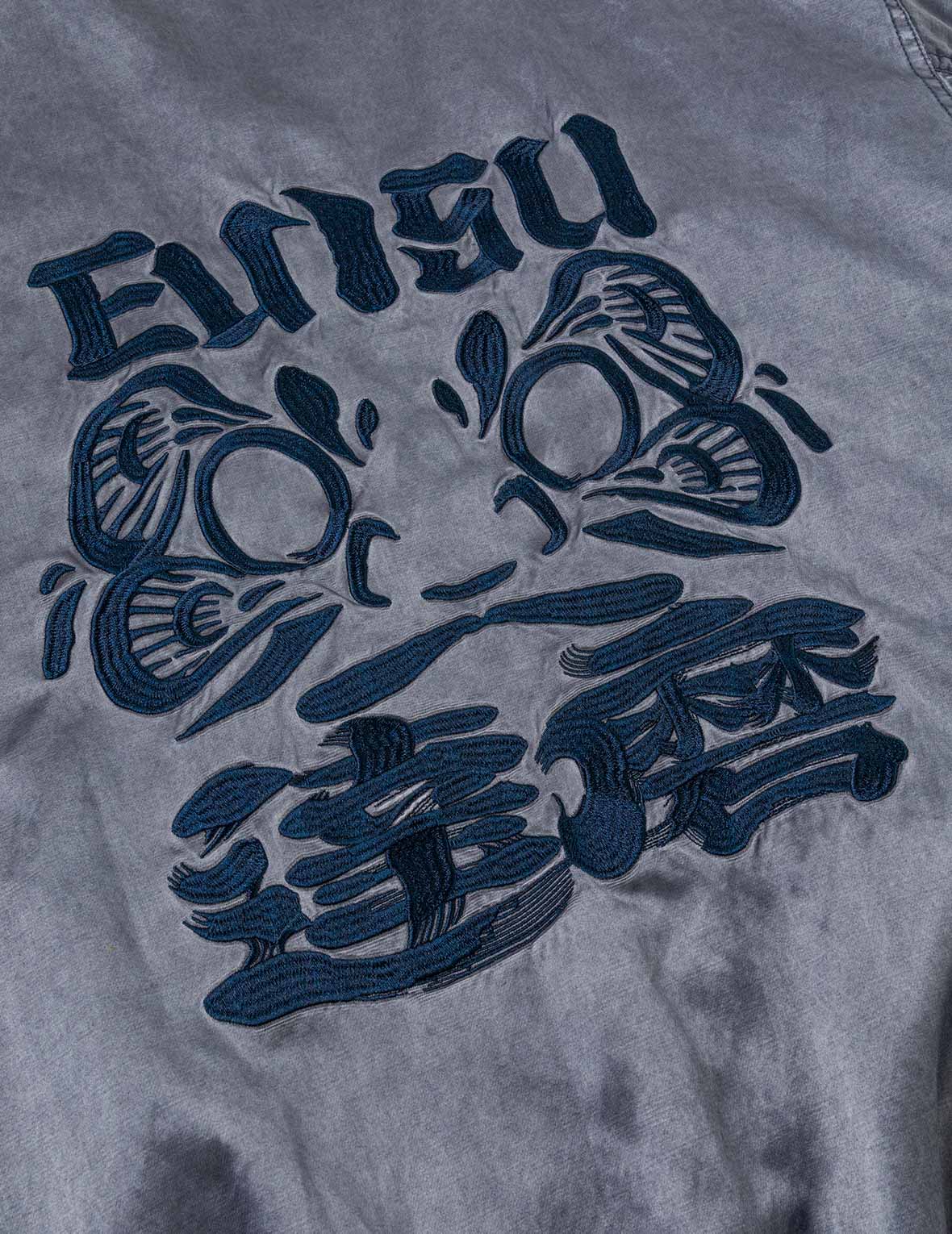 成染色达磨刺绣飞行员夹克