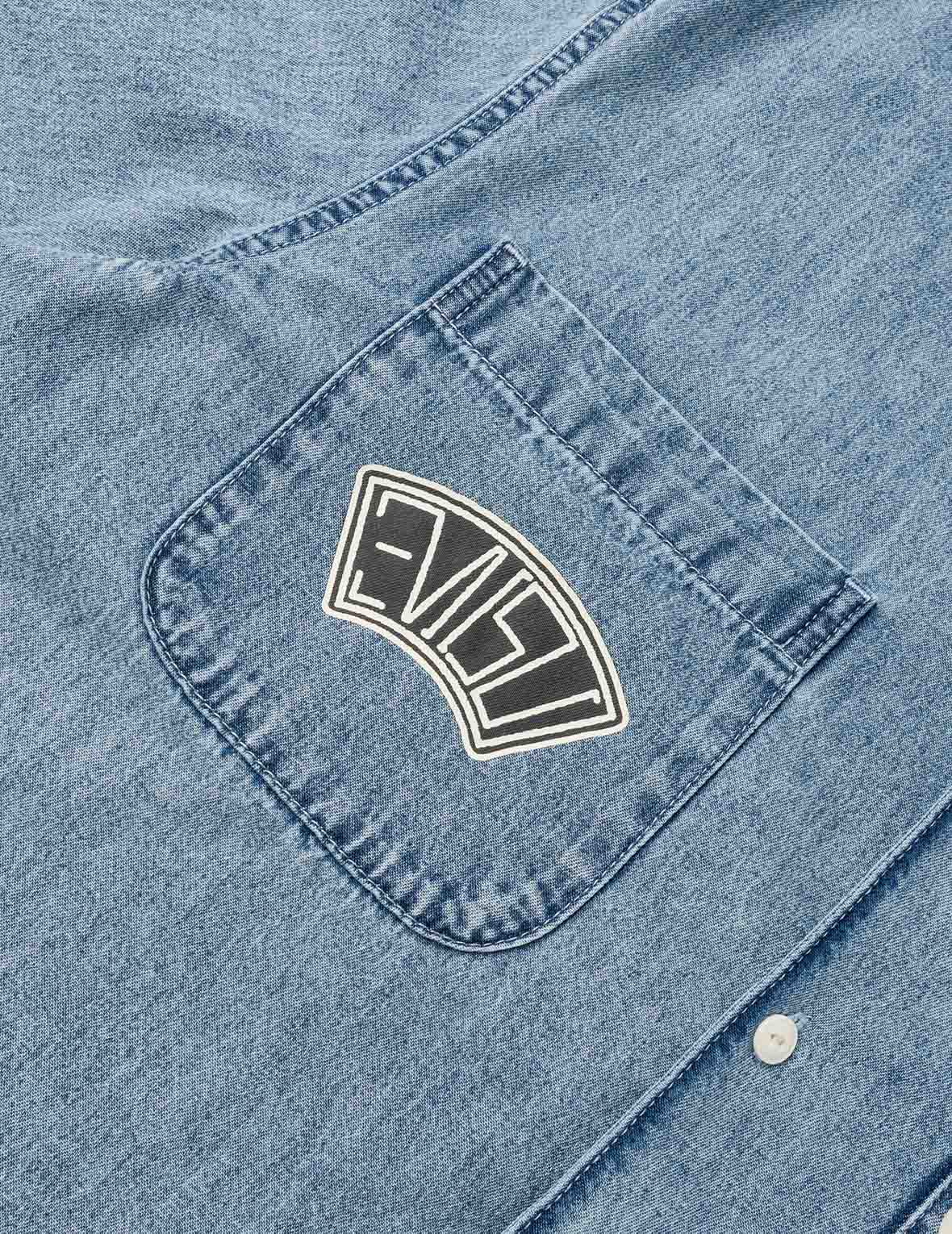 双胸袋箱型牛仔短袖衬衫