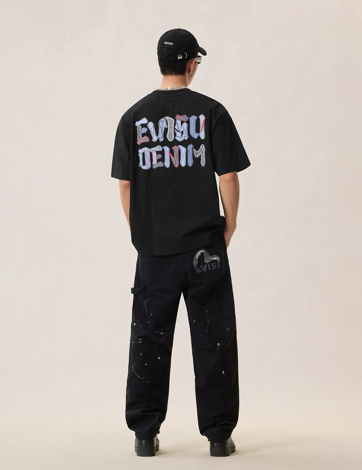 多材质拼贴标志T恤