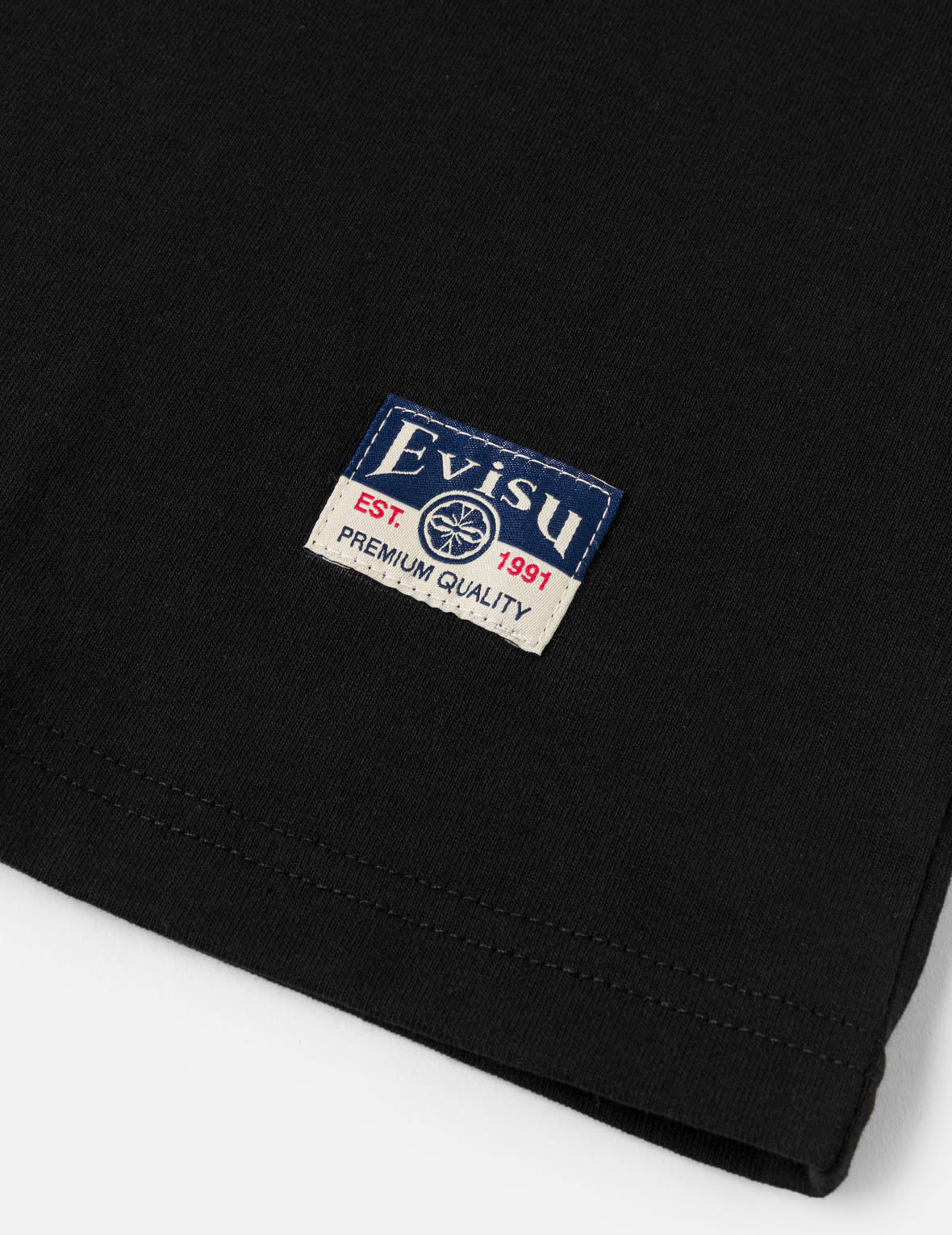 多材质拼贴标志T恤