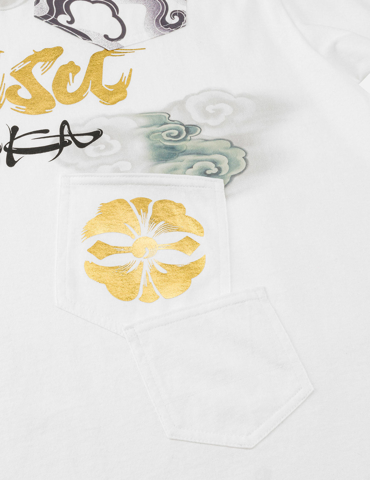Multi-Pocket Foil Print T-Shirt